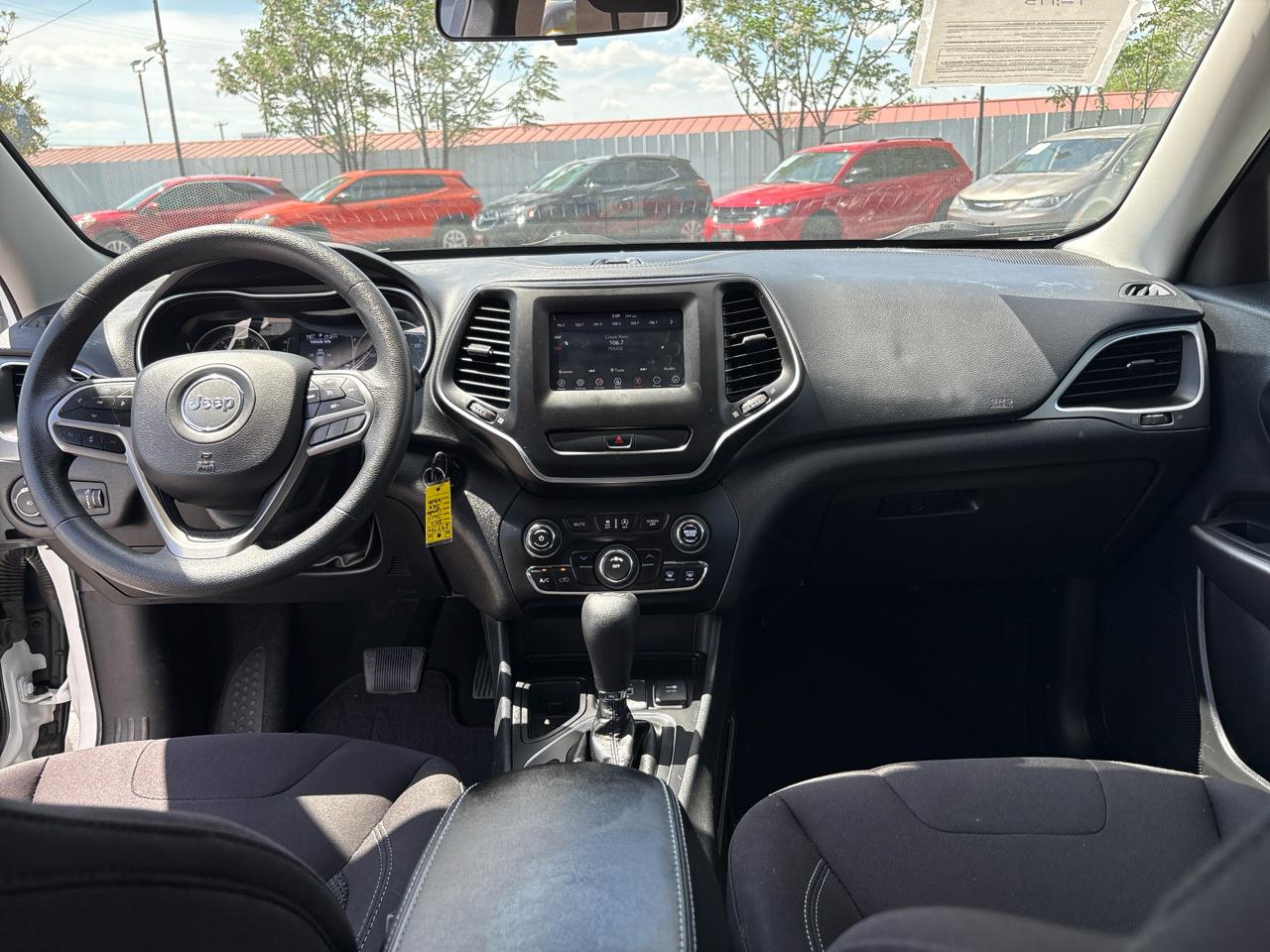 Jeep Cherokee Latitude FWD 2019