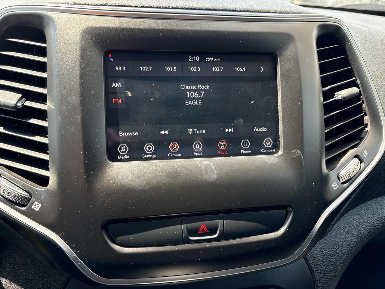 Jeep Cherokee Latitude FWD 2019