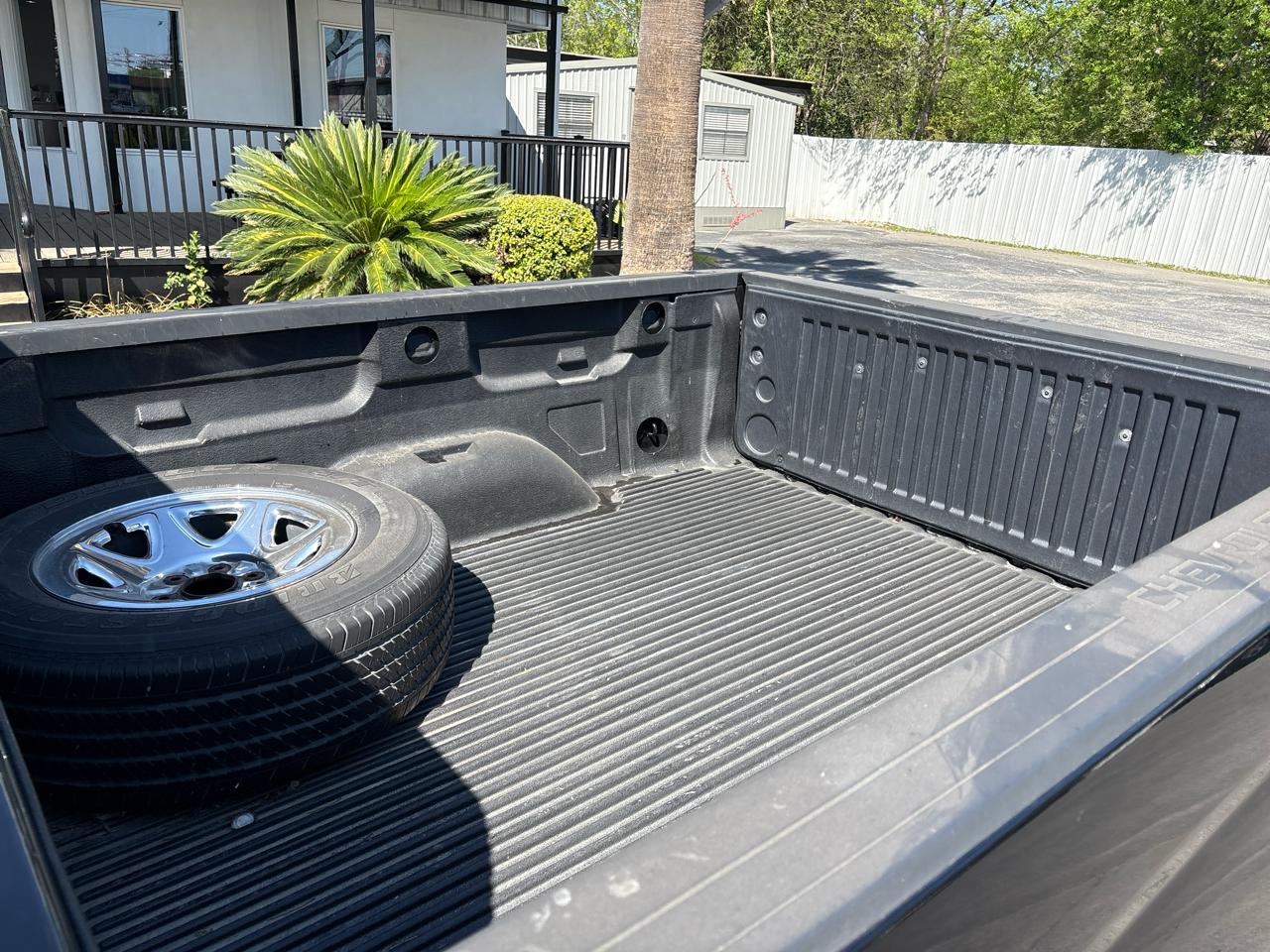 Chevrolet Silverado 1500 2WD Reg Cab 119.0" Work Truck w/1WT 2014