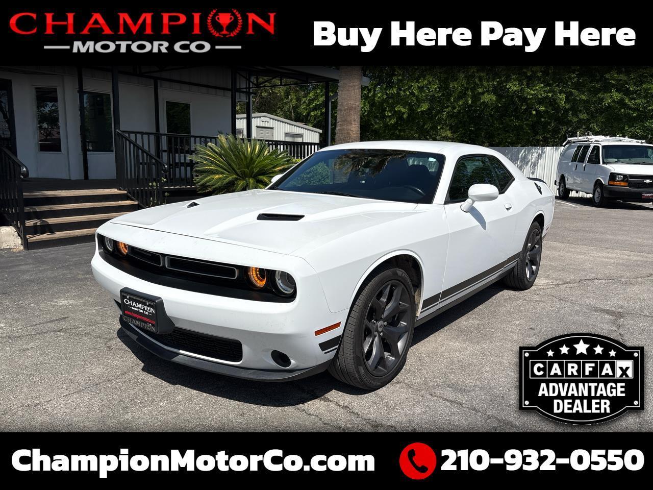 2017 Dodge Challenger SXT Coupe