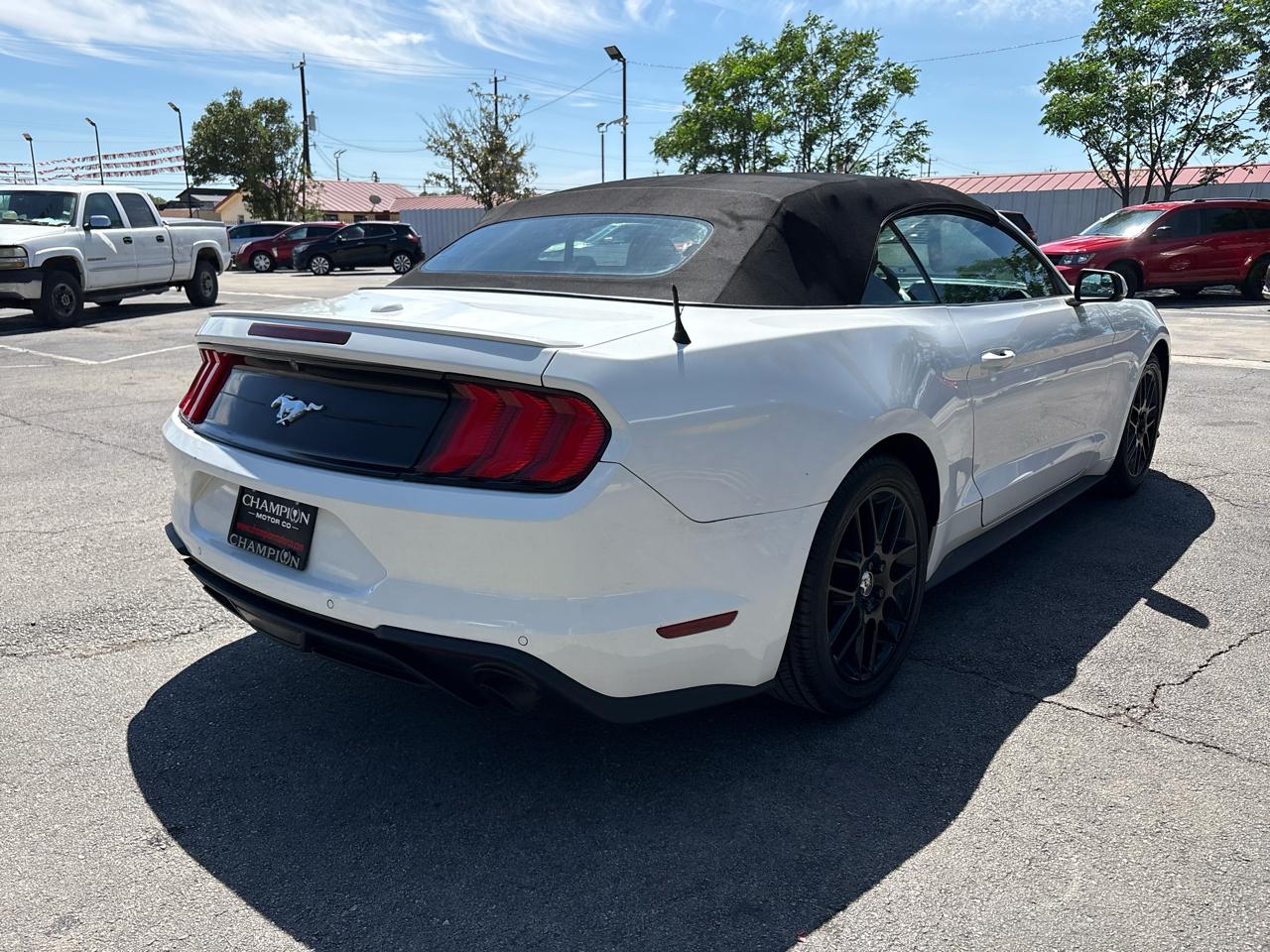 Ford Mustang EcoBoost Convertible 2019