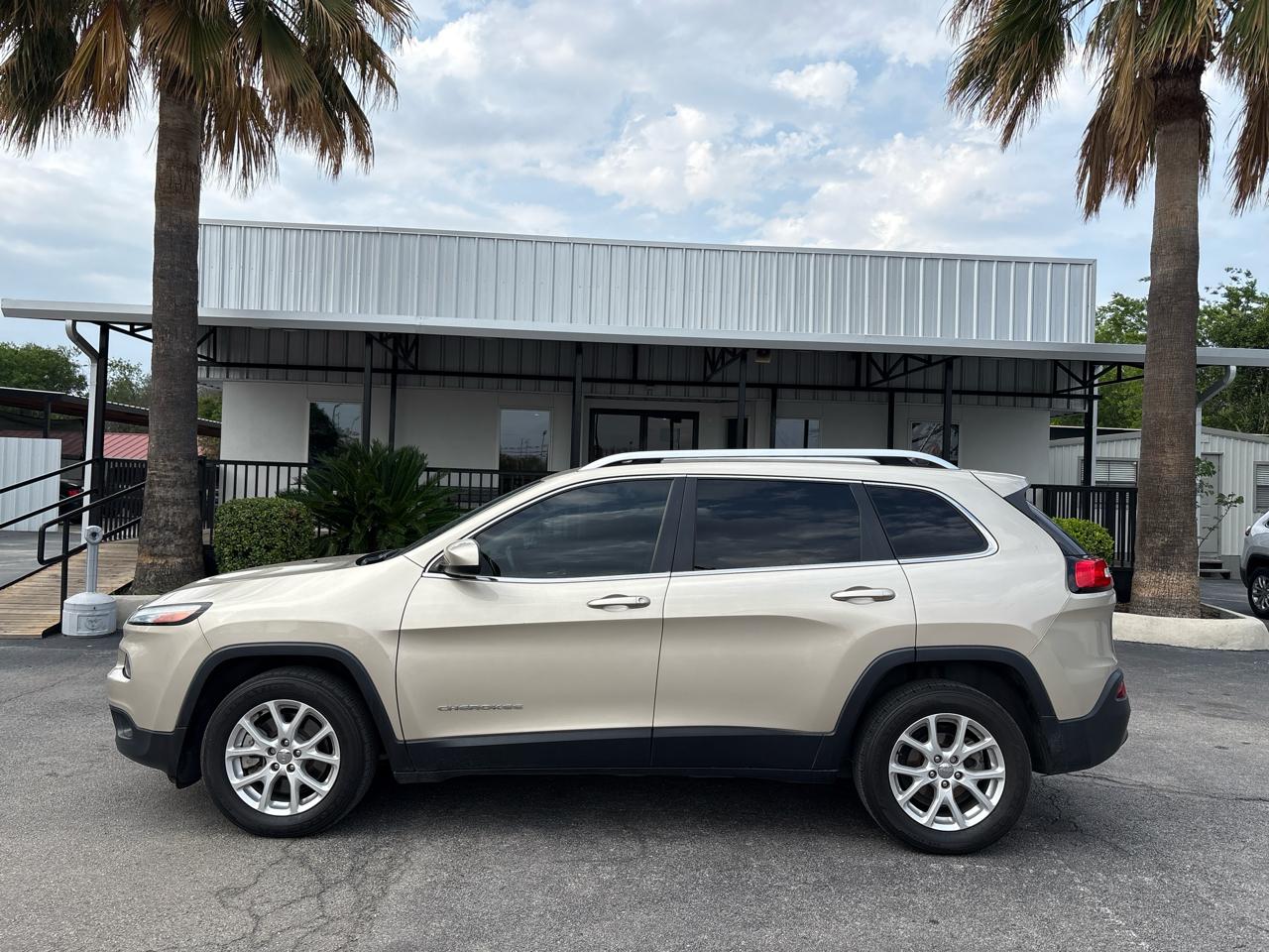 Jeep Cherokee FWD 4dr Latitude 2014