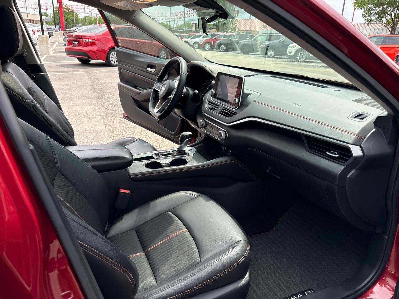 Nissan Altima 2.5 SR Sedan 2021