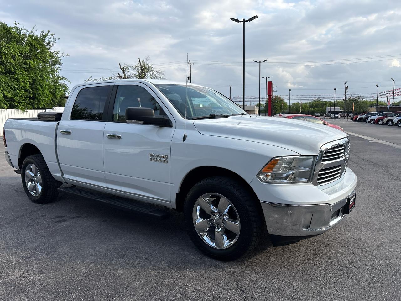 RAM 1500 4WD Crew Cab 140.5" Big Horn 2016