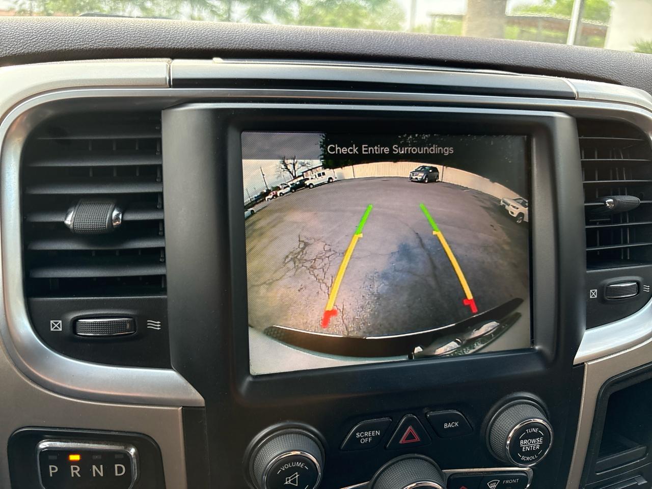 RAM 1500 4WD Crew Cab 140.5" Big Horn 2016