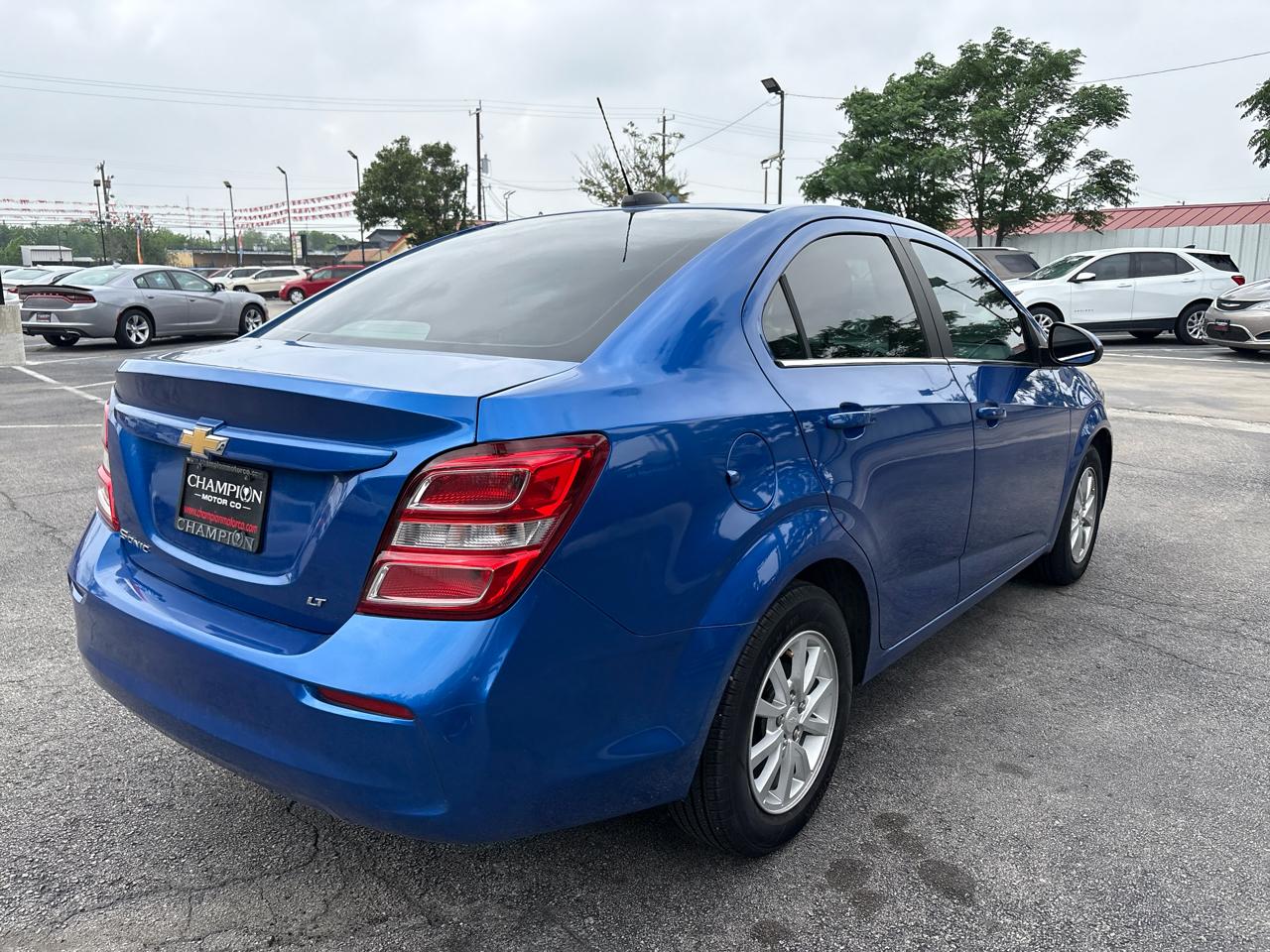 Chevrolet Sonic 4dr Sdn Auto LT 2019