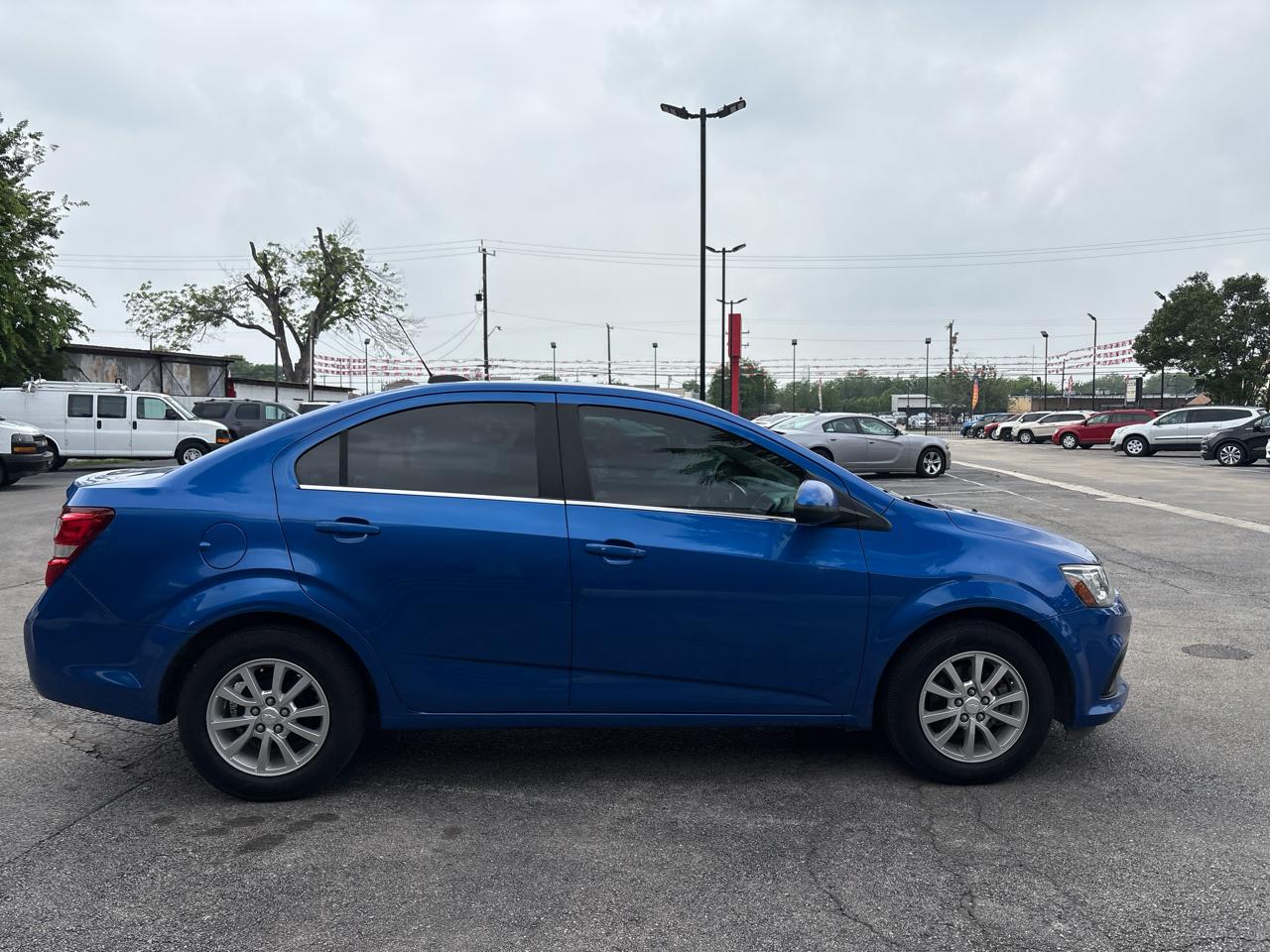Chevrolet Sonic 4dr Sdn Auto LT 2019