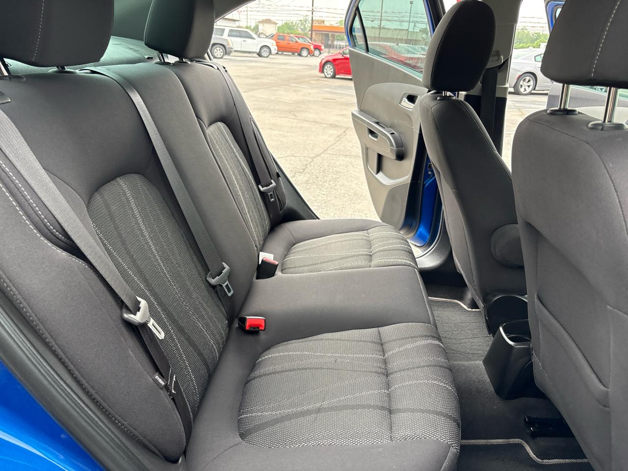 Chevrolet Sonic 4dr Sdn Auto LT 2019