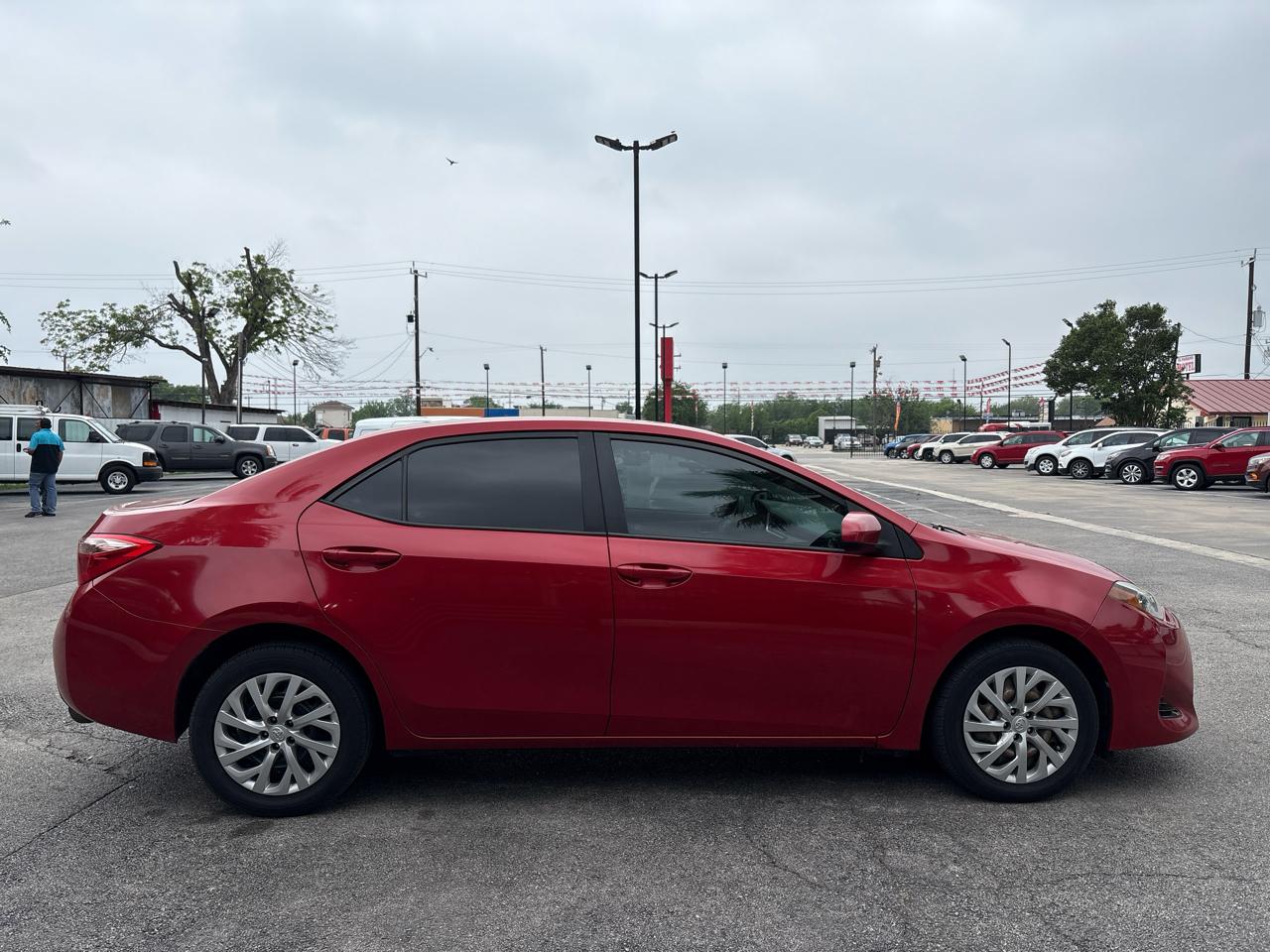 Toyota Corolla XLE CVT (Natl) 2018