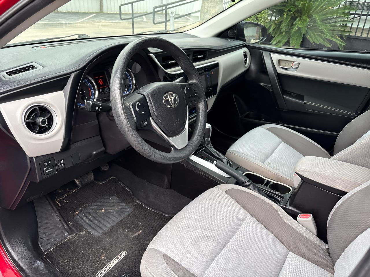 Toyota Corolla XLE CVT (Natl) 2018
