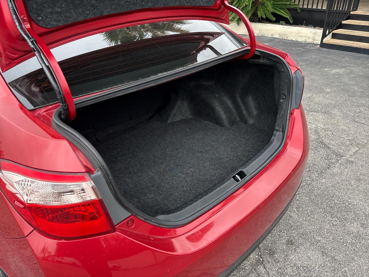 Toyota Corolla XLE CVT (Natl) 2018