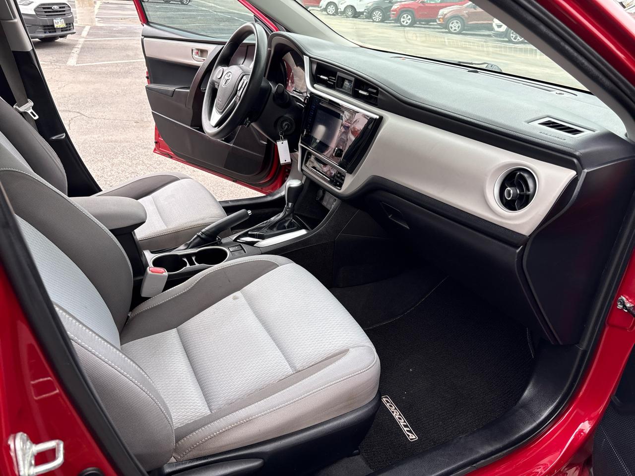 Toyota Corolla XLE CVT (Natl) 2018