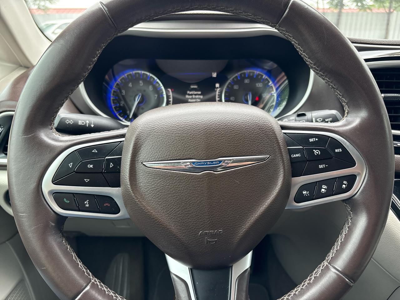 Chrysler Pacifica Touring L FWD 2018