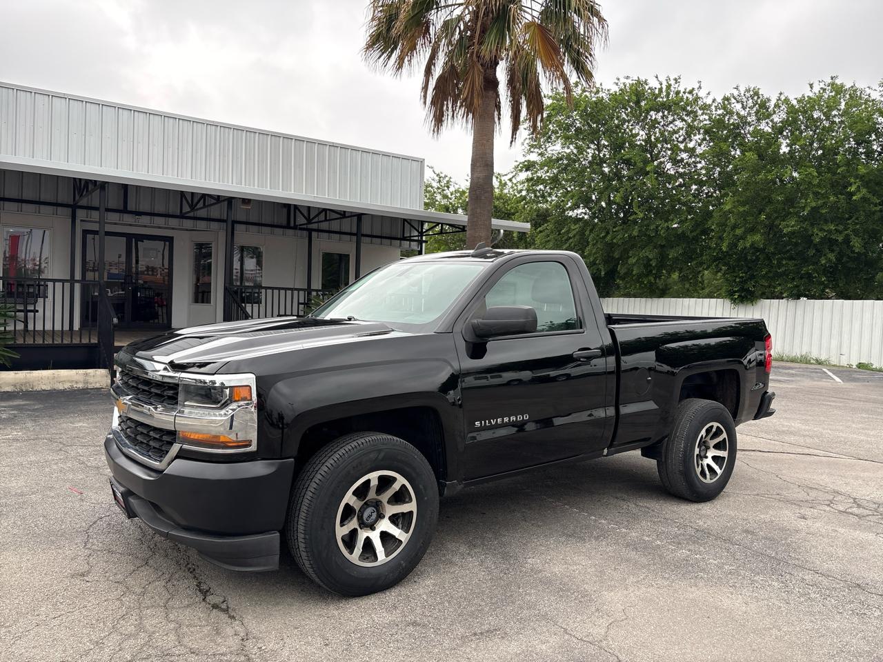 Chevrolet Silverado 1500 2WD Reg Cab 119.0" Work Truck 2017