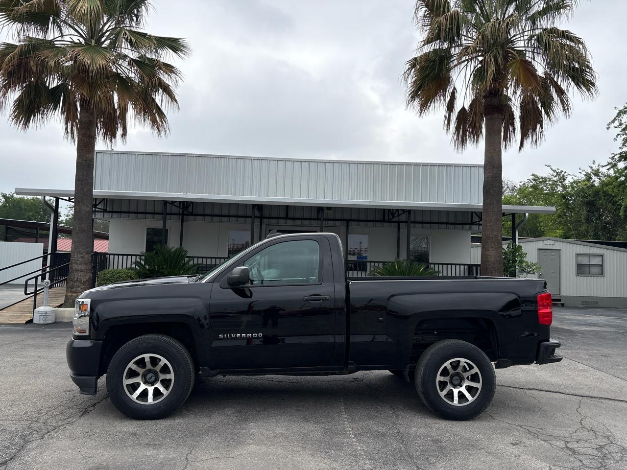Chevrolet Silverado 1500 2WD Reg Cab 119.0" Work Truck 2017