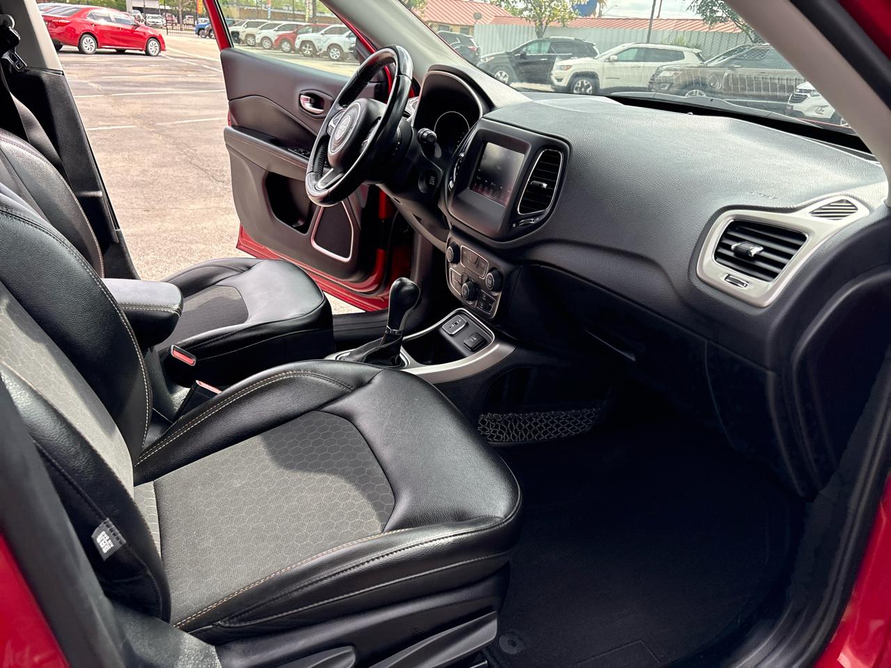 Jeep Compass Latitude FWD 2018