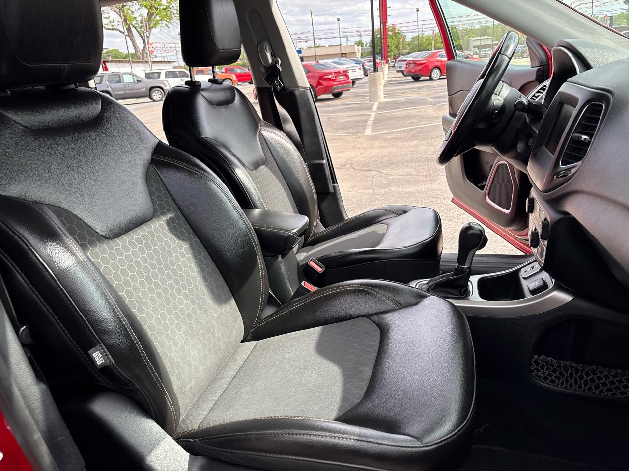 Jeep Compass Latitude FWD 2018