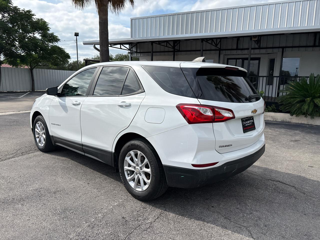 Chevrolet Equinox FWD 4dr LS w/1LS 2020