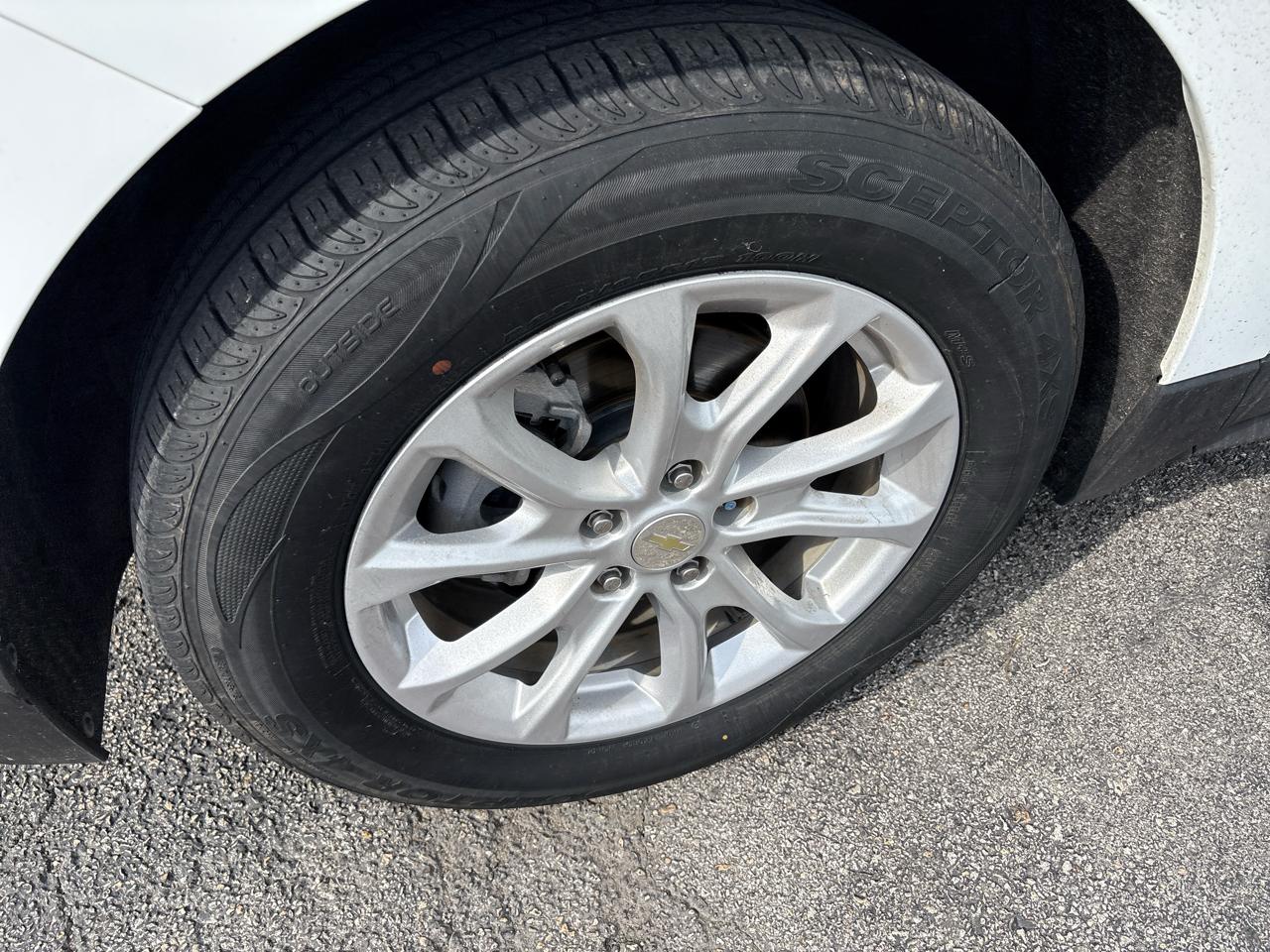 Chevrolet Equinox FWD 4dr LS w/1LS 2020
