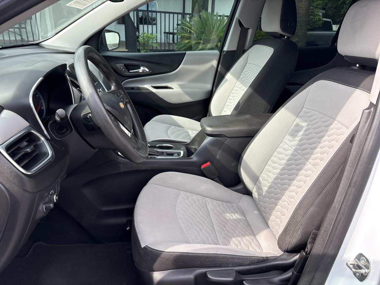 Chevrolet Equinox FWD 4dr LS w/1LS 2020