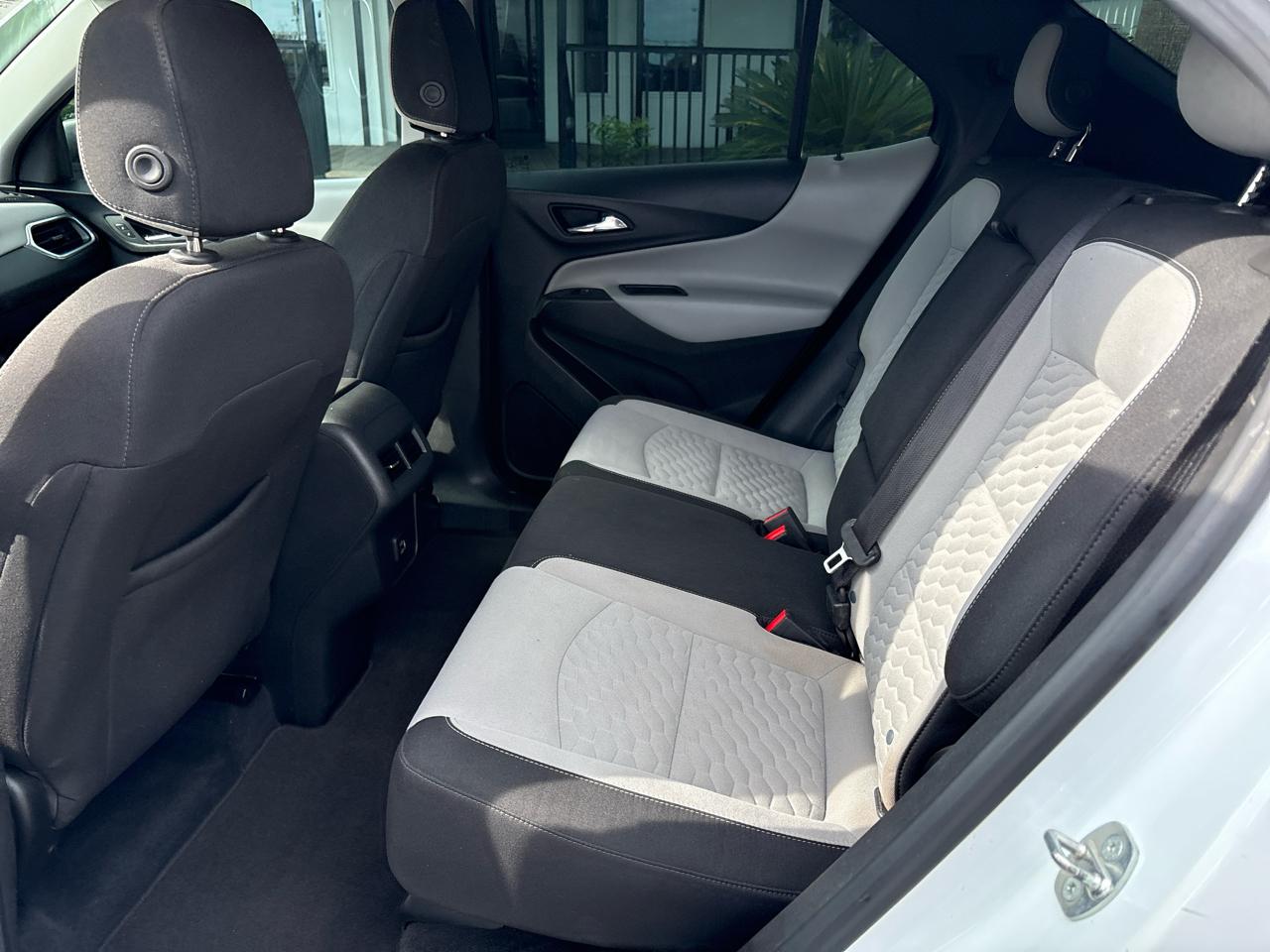 Chevrolet Equinox FWD 4dr LS w/1LS 2020