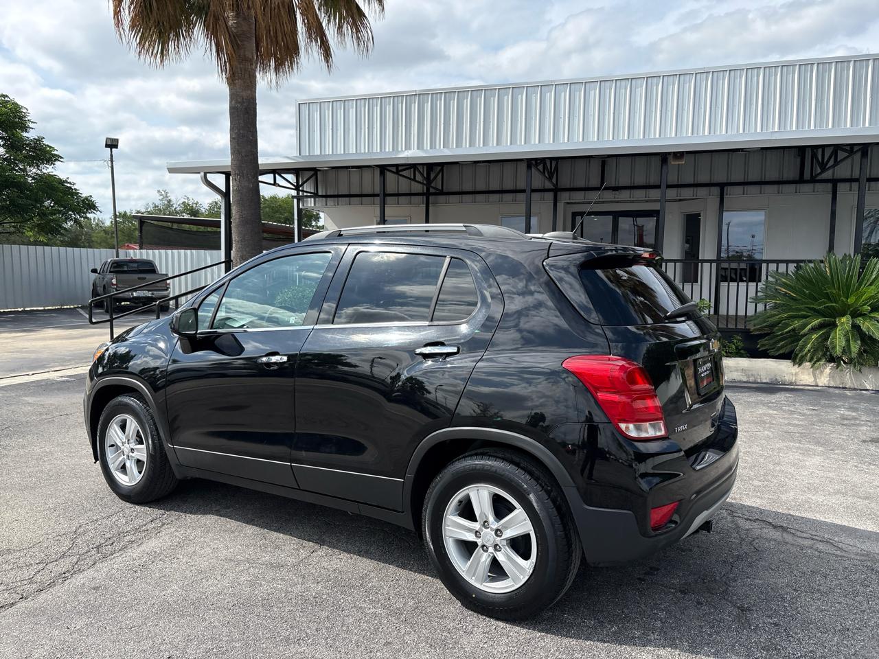 Chevrolet Trax FWD 4dr LT 2019