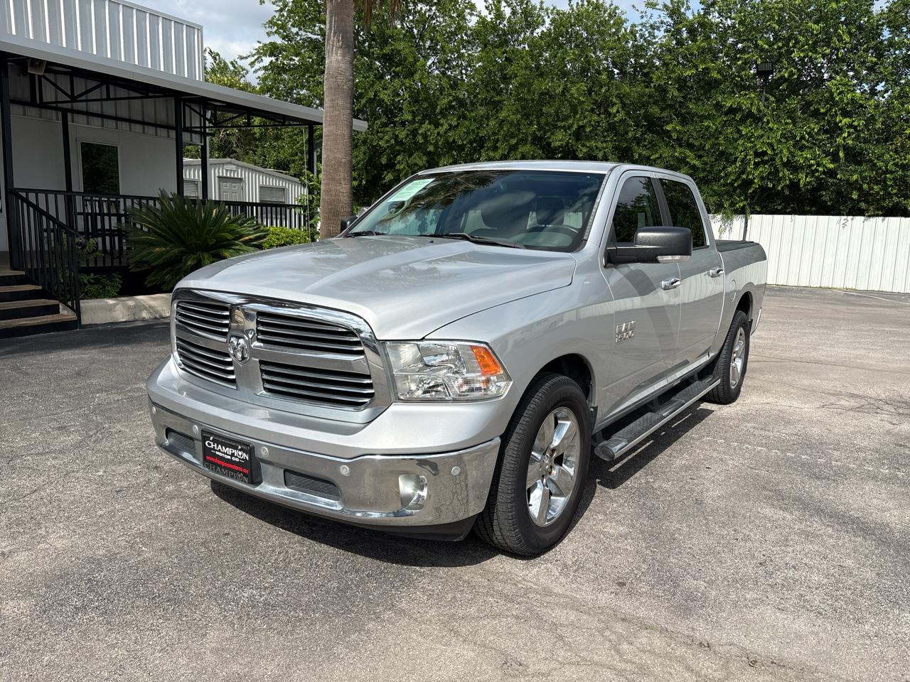 RAM 1500 2WD Crew Cab 140.5" Lone Star 2016