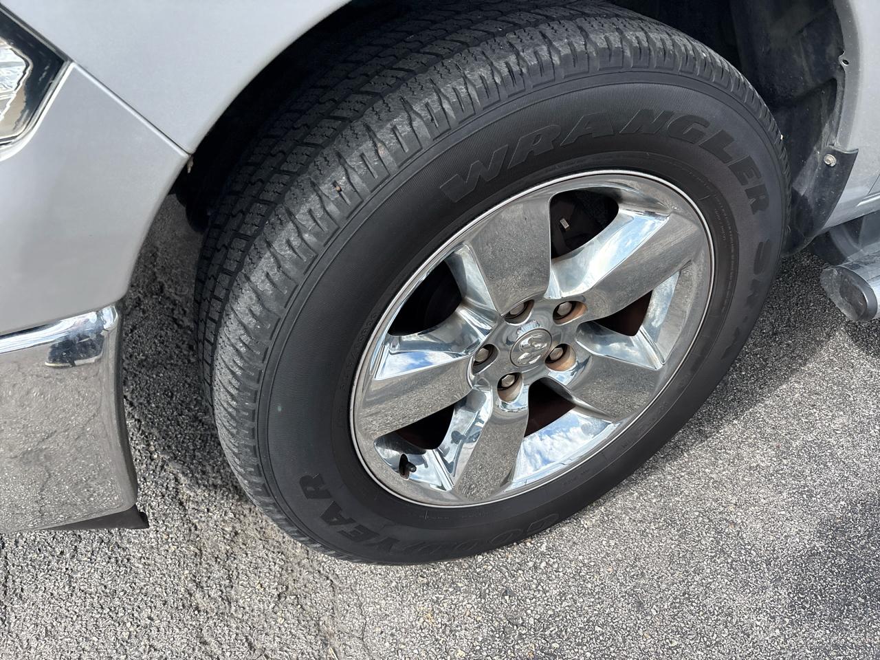 RAM 1500 2WD Crew Cab 140.5" Lone Star 2016