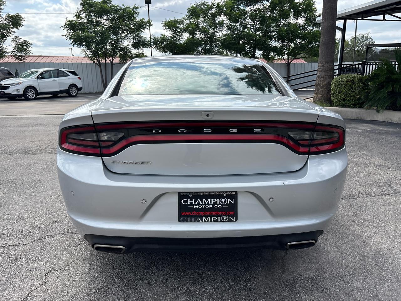 Dodge Charger SXT RWD 2020