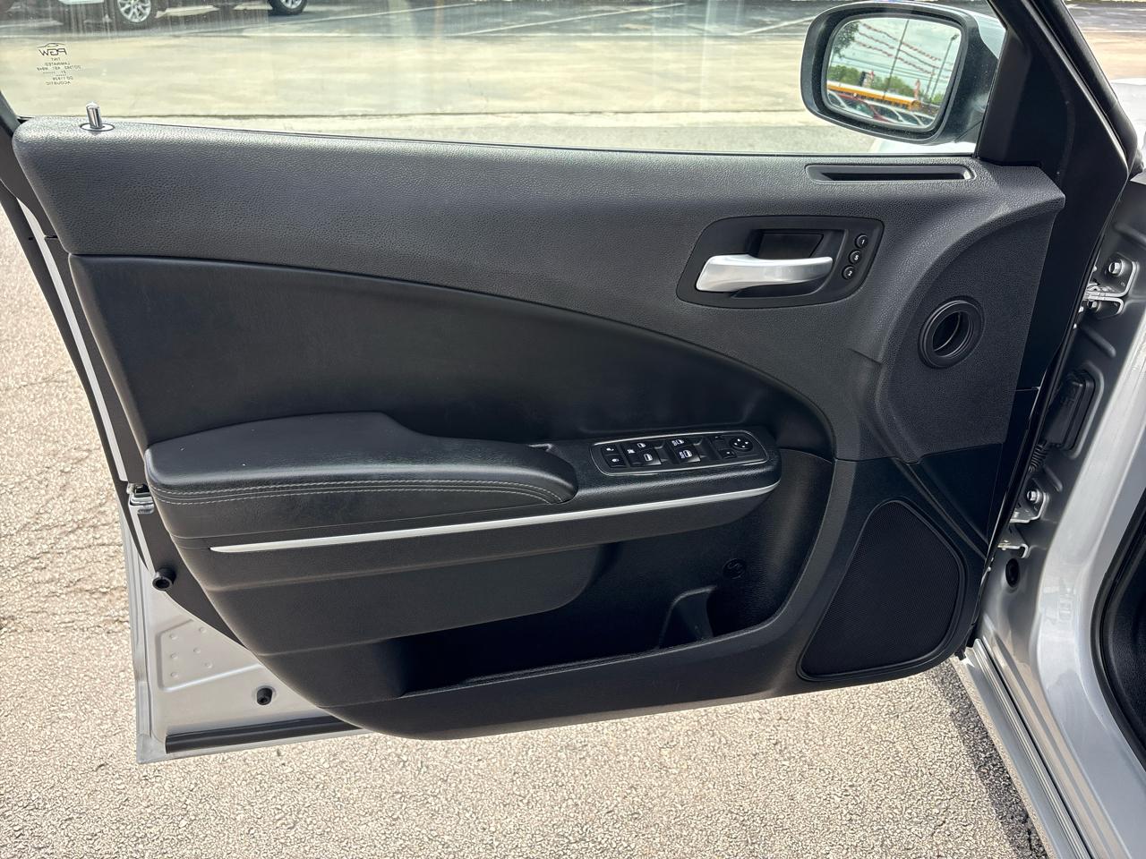 Dodge Charger SXT RWD 2020