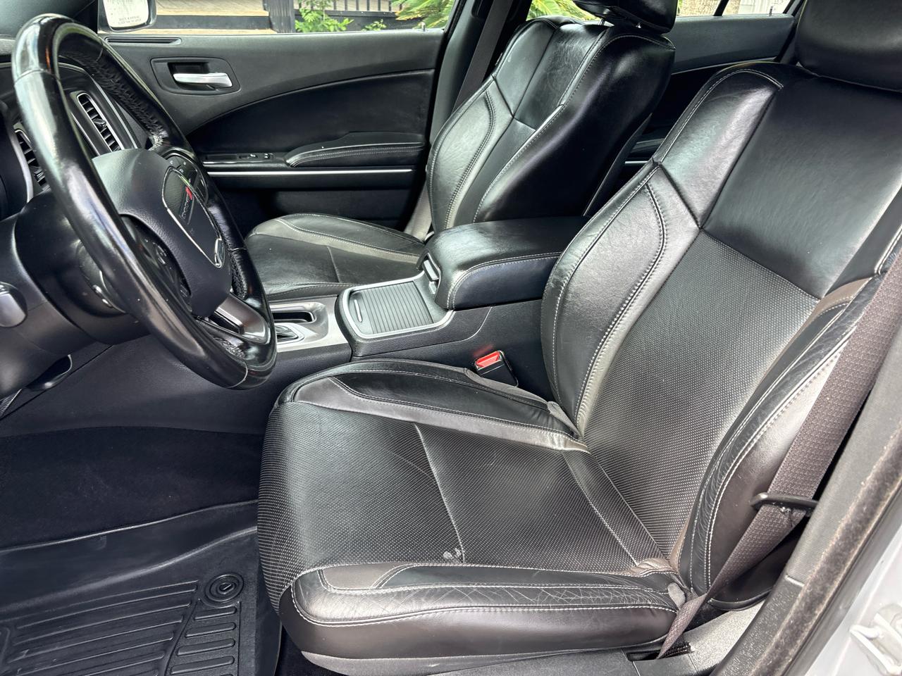Dodge Charger SXT RWD 2020