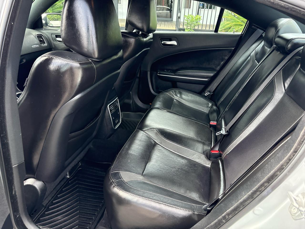 Dodge Charger SXT RWD 2020
