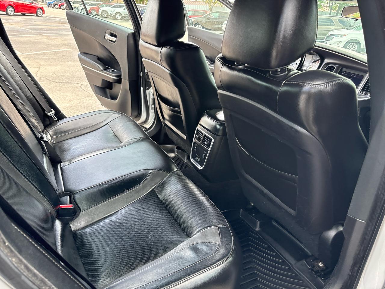 Dodge Charger SXT RWD 2020