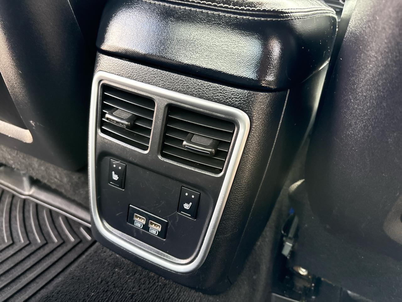 Dodge Charger SXT RWD 2020