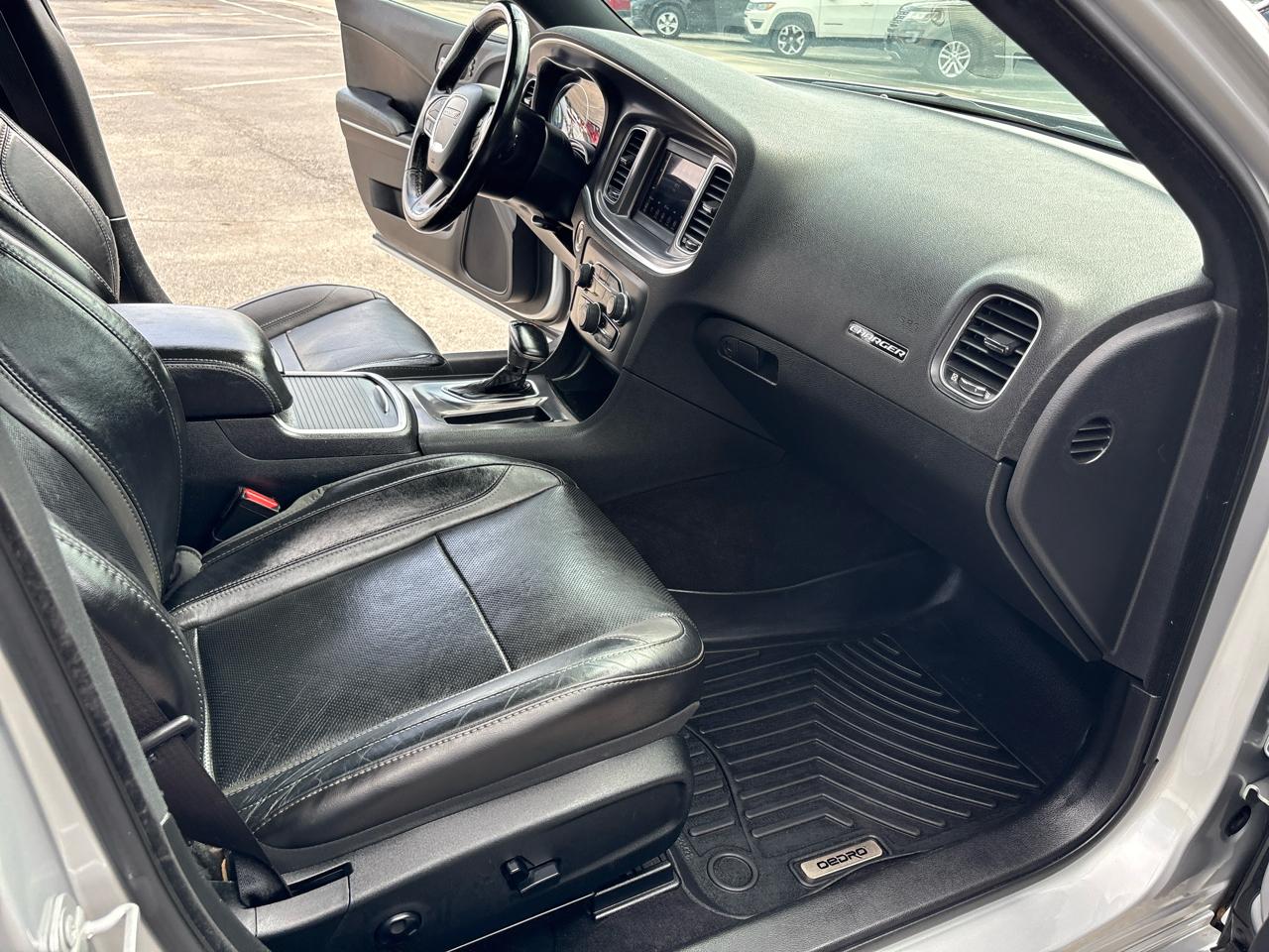 Dodge Charger SXT RWD 2020