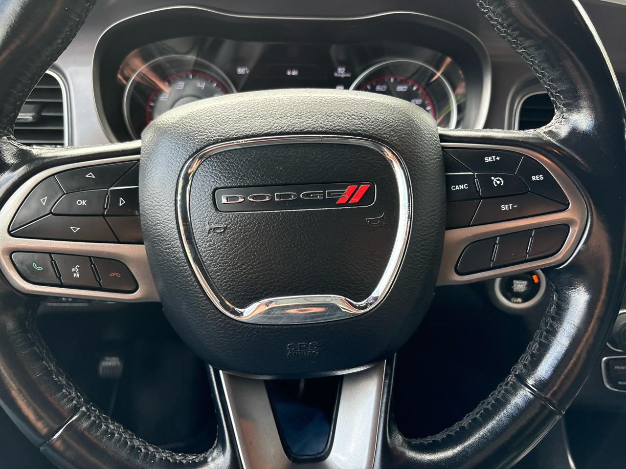 Dodge Charger SXT RWD 2020
