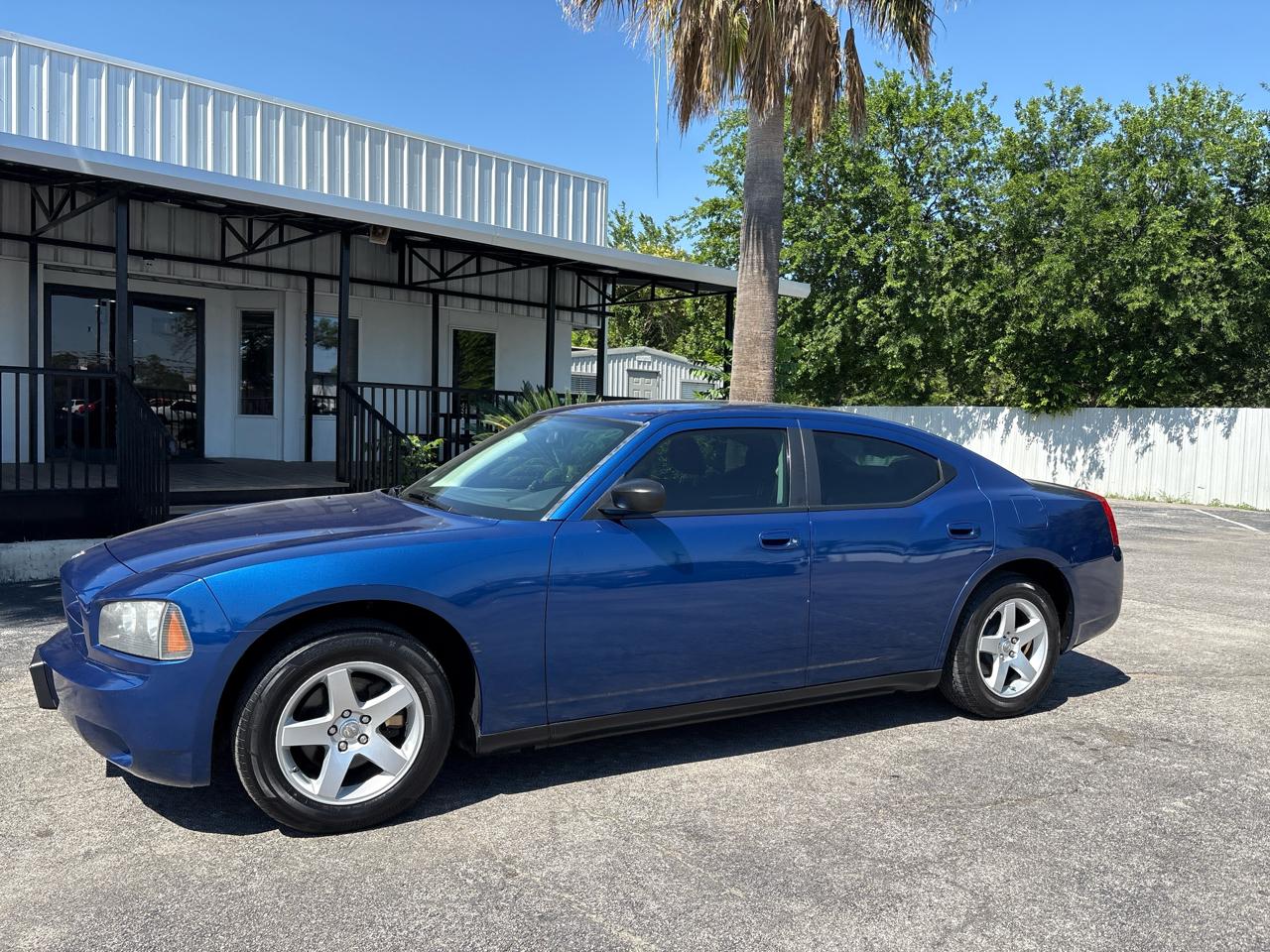 Dodge Charger 4dr Sdn SE RWD 2009
