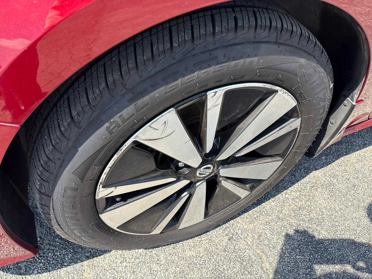 Nissan Altima 2.5 SV Sedan 2022