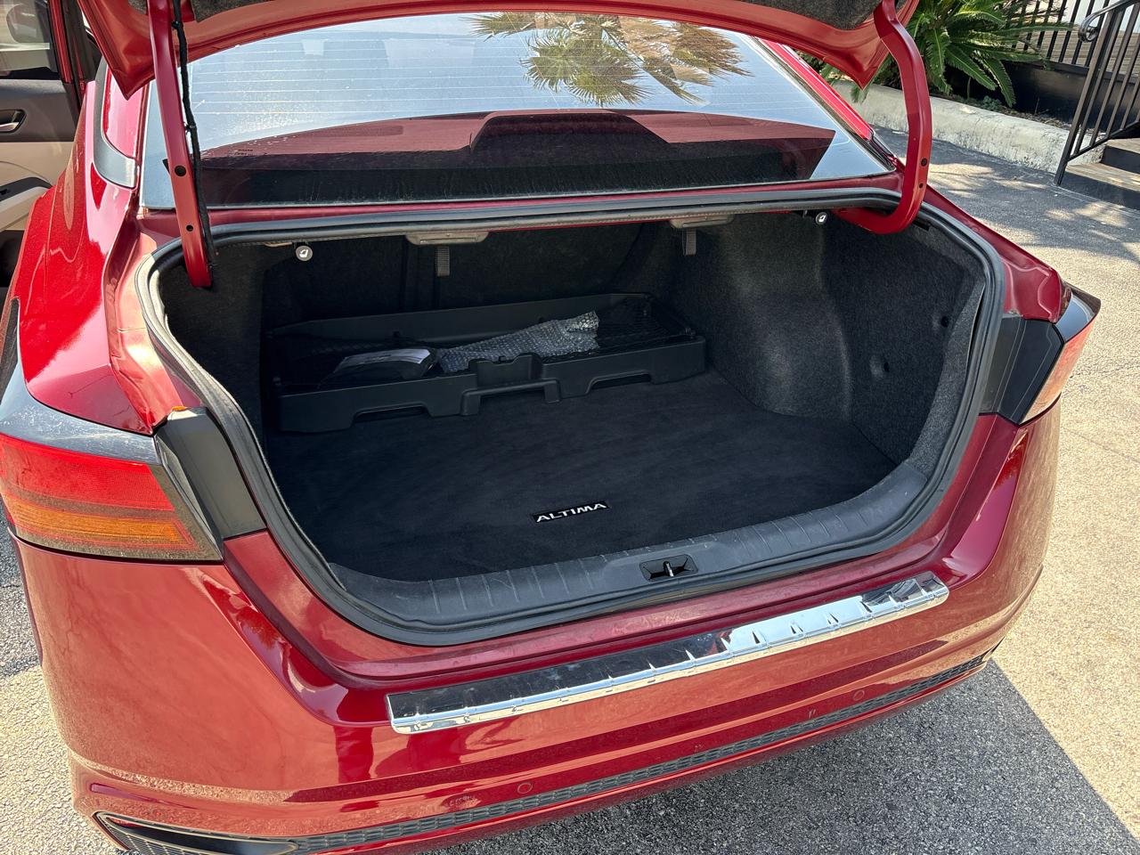 Nissan Altima 2.5 SV Sedan 2022