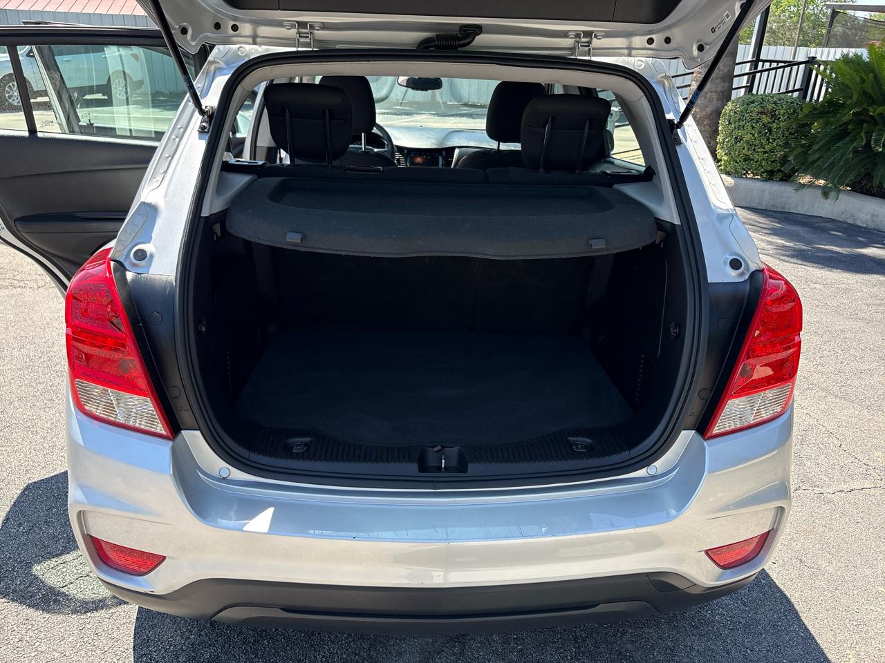 Chevrolet Trax FWD 4dr LS 2019