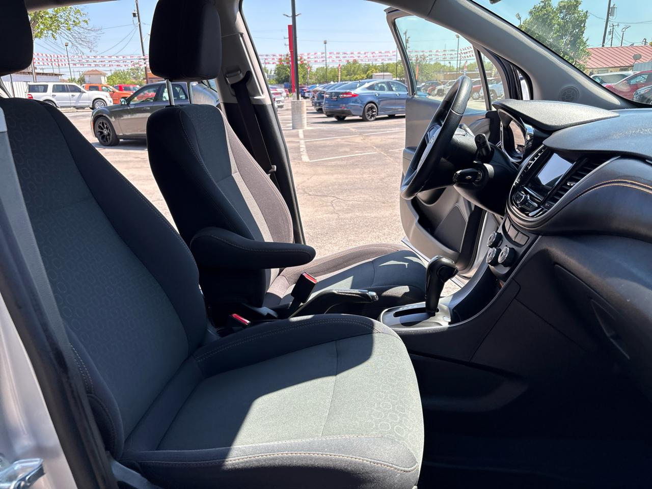Chevrolet Trax FWD 4dr LS 2019