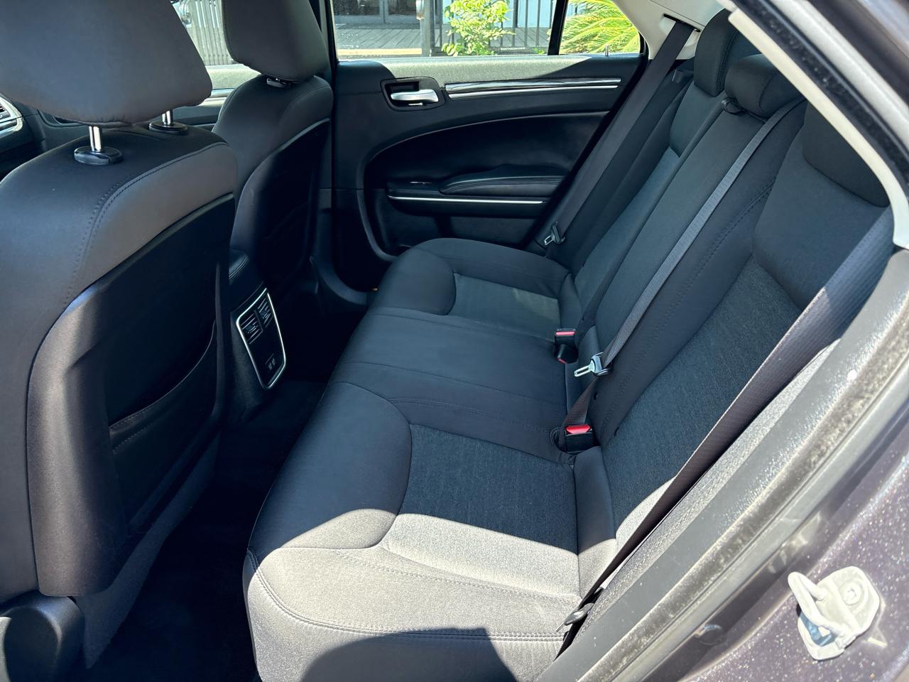 Chrysler 300 Touring RWD 2019