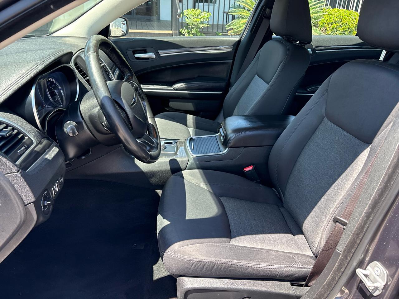 Chrysler 300 Touring RWD 2019