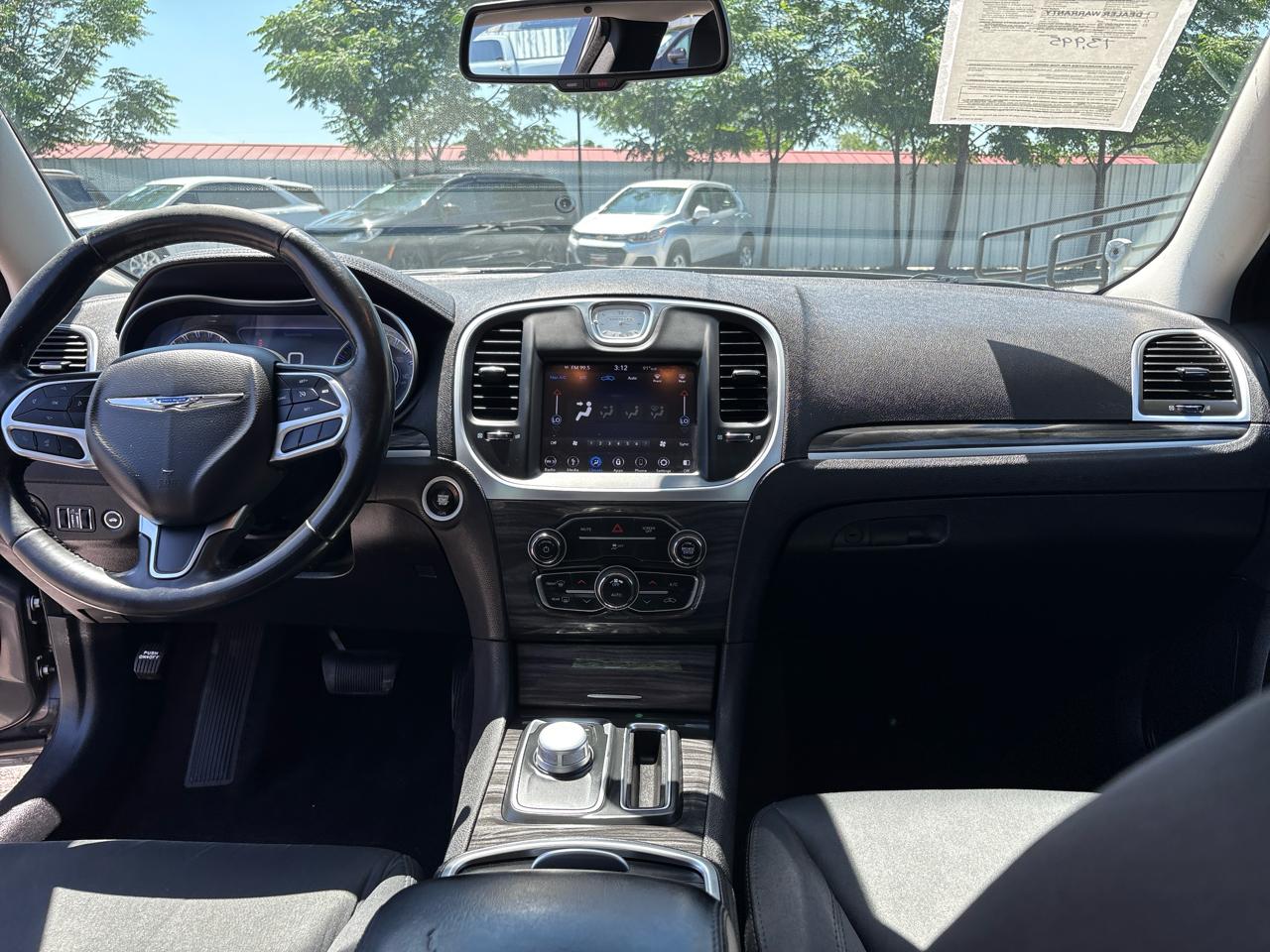 Chrysler 300 Touring RWD 2019