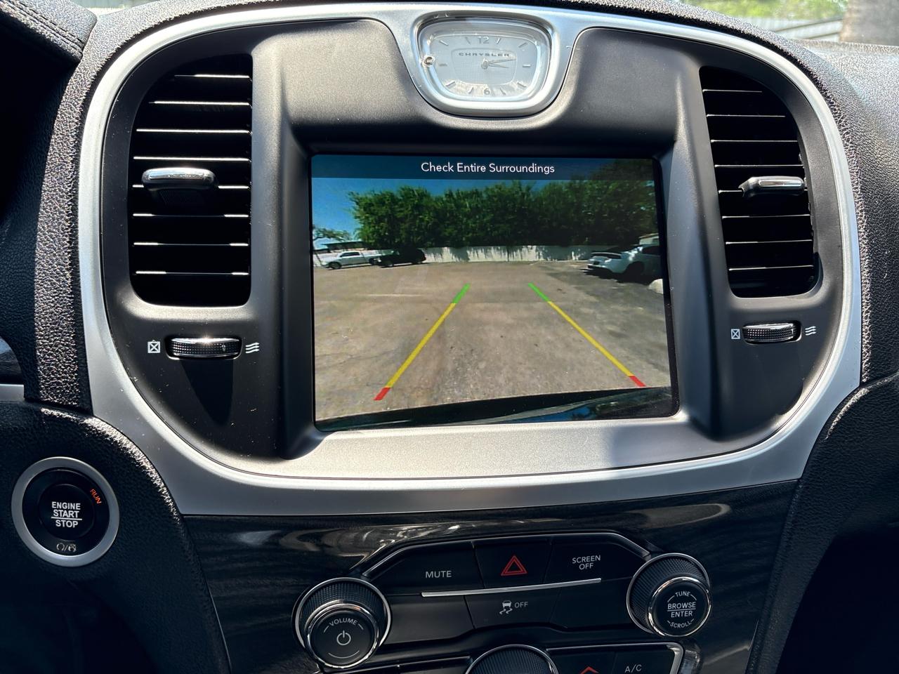 Chrysler 300 Touring RWD 2019