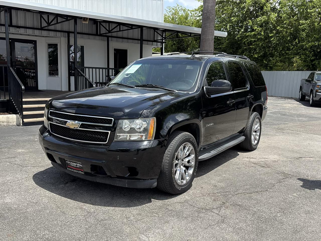 Chevrolet Tahoe 2WD 4dr 1500 LS 2011