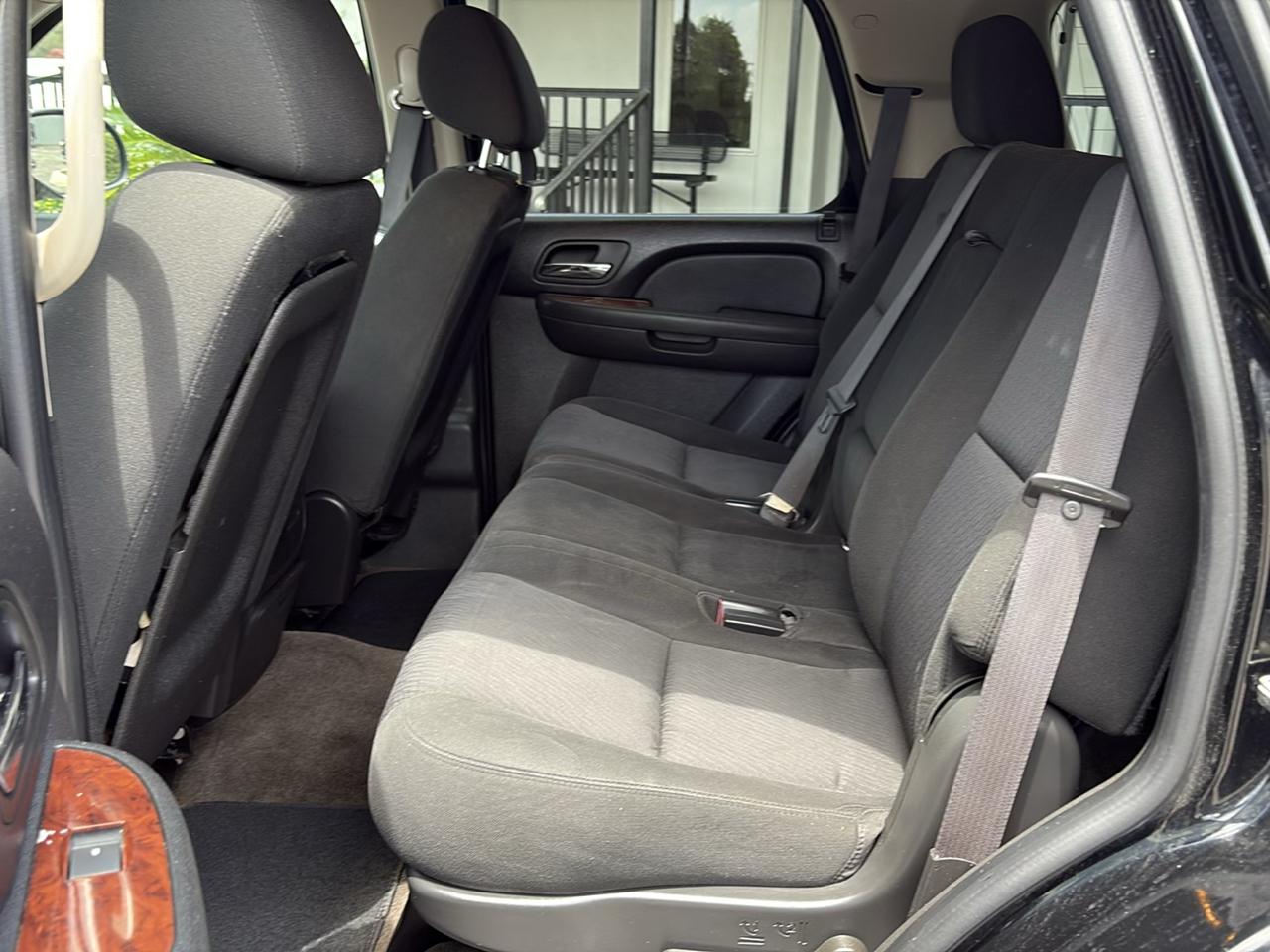 Chevrolet Tahoe 2WD 4dr 1500 LS 2011