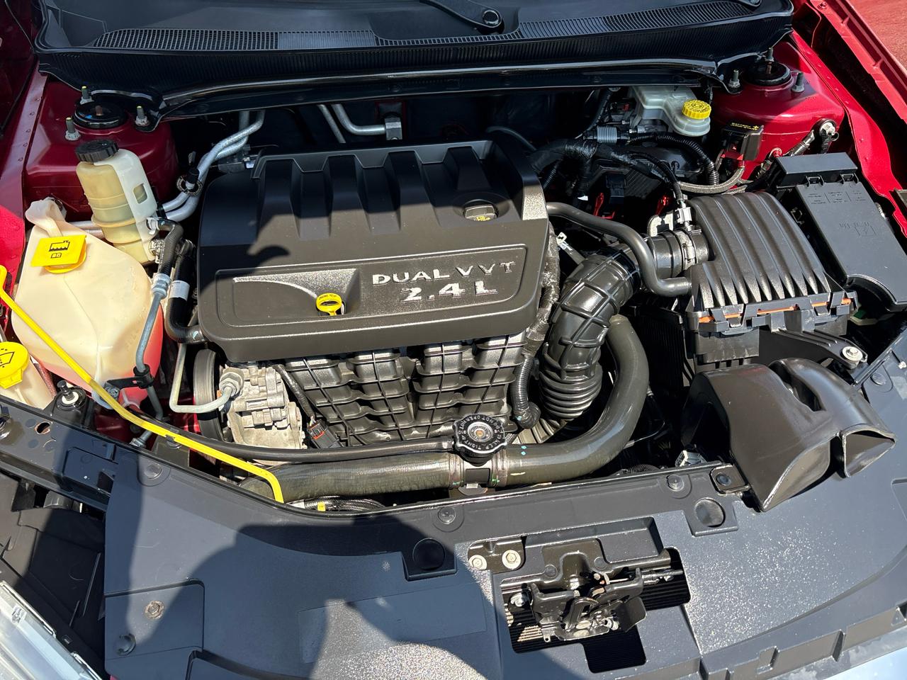 Chrysler 200 4dr Sdn Limited 2011