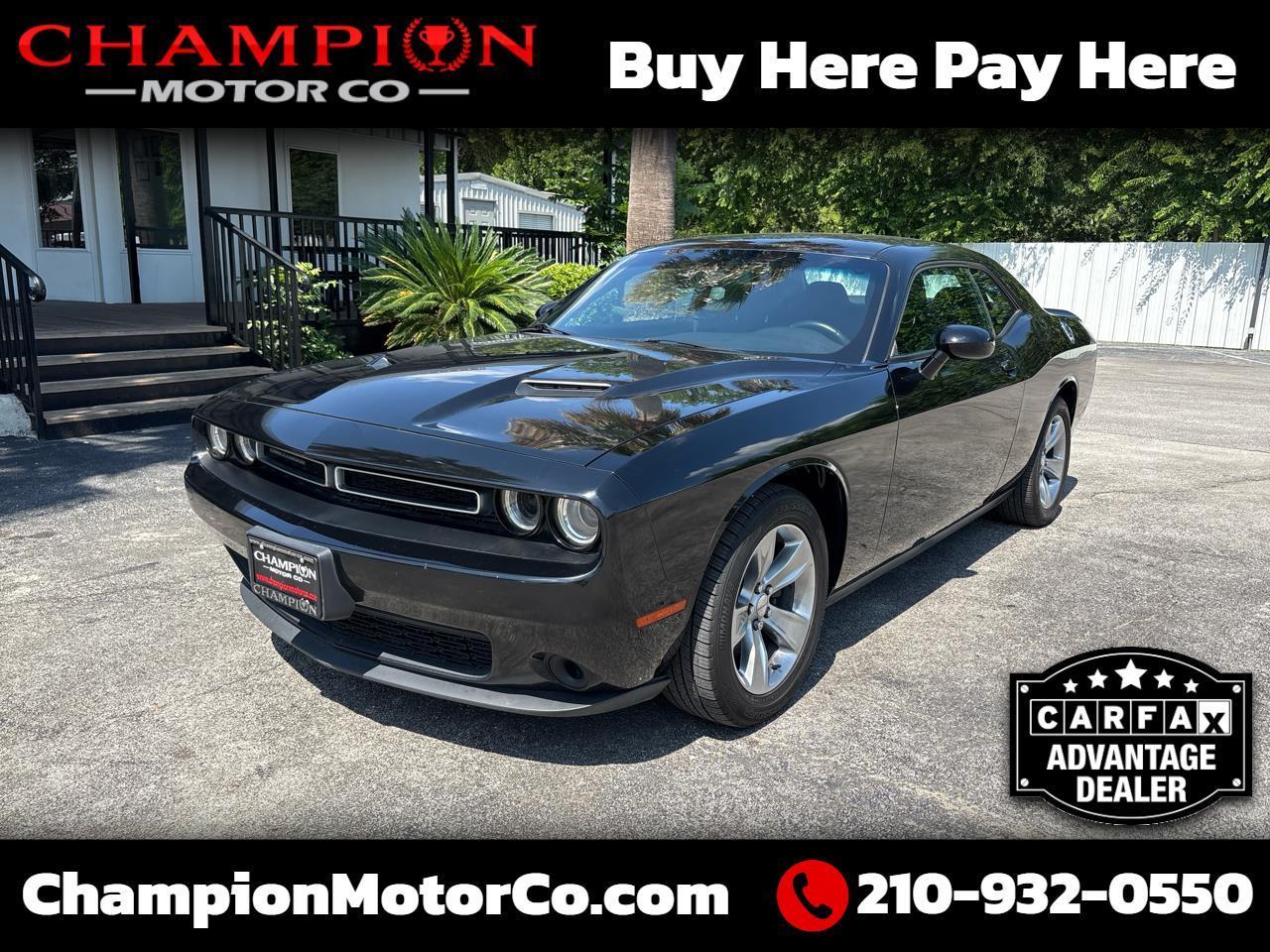 2018 Dodge Challenger SXT RWD