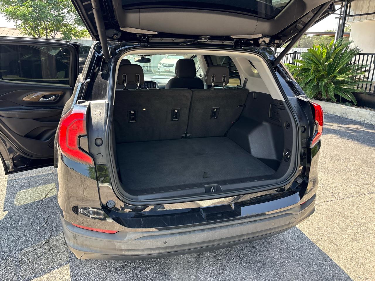 GMC Terrain FWD 4dr SLE 2019